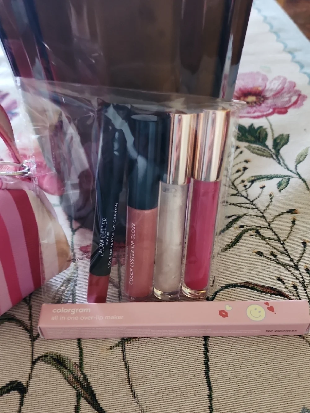 💋Lippie Bundle w/ Colorgram Lip Maker + Gloss Set & Pink Emergency Kit💋